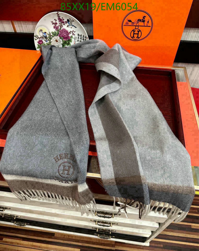 Burberry-Scarf Code: EM6054 $: 85USD