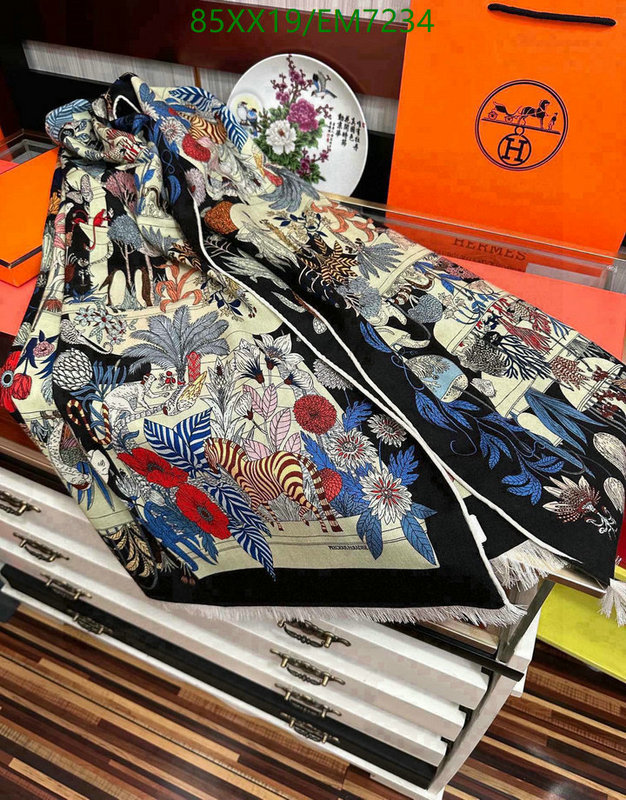 Hermes-Scarf Code: EM7234 $: 85USD