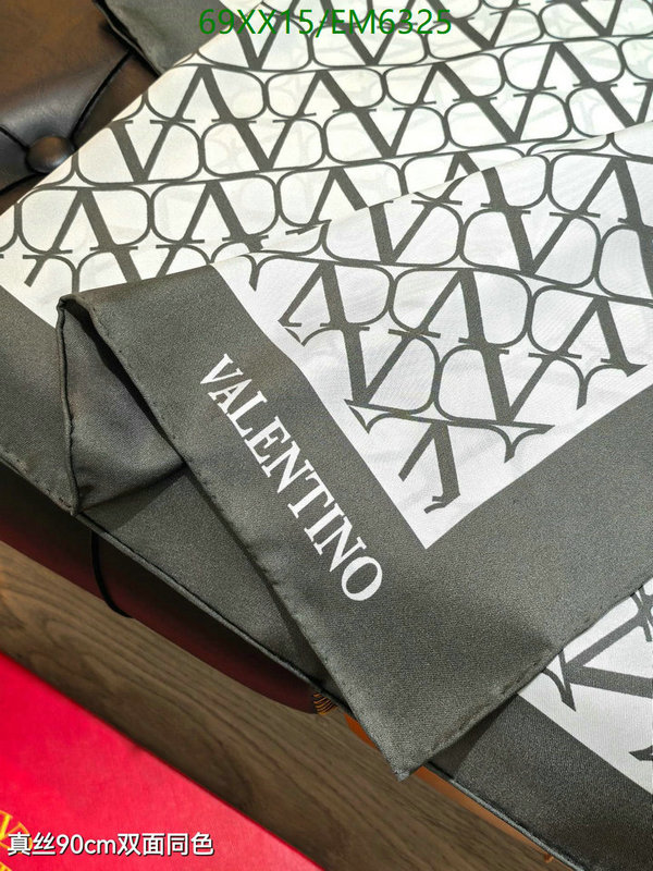 Valentino-Scarf Code: EM6325 $: 69USD