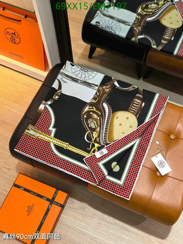 Hermes-Scarf Code: EM7197 $: 69USD