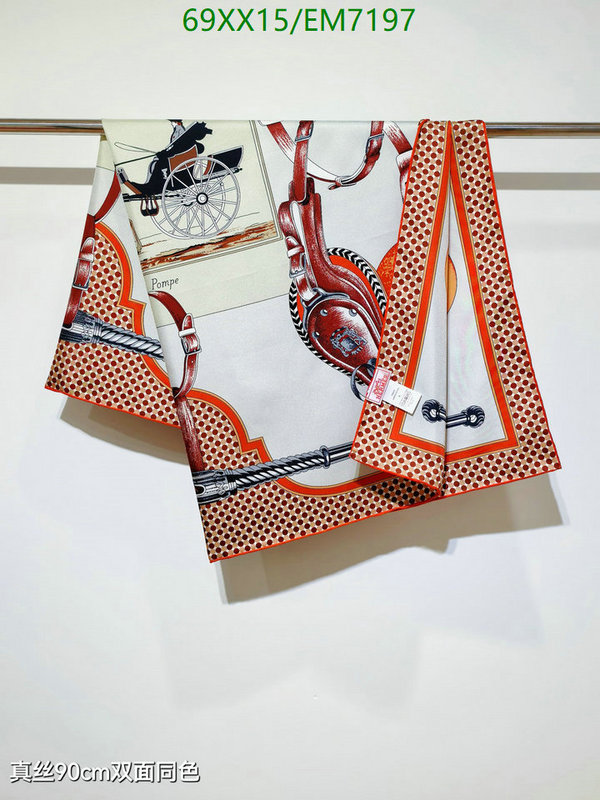 Hermes-Scarf Code: EM7197 $: 69USD