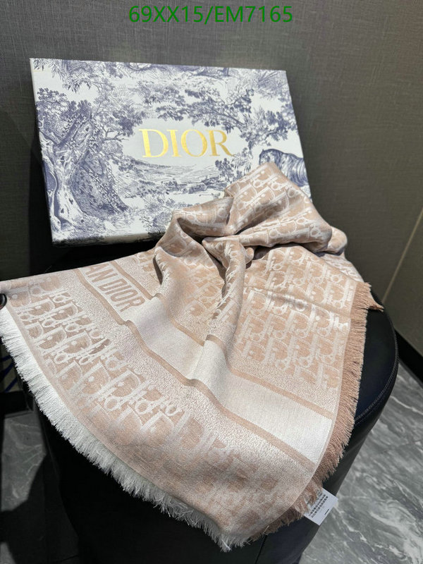 Dior-Scarf Code: EM7165 $: 69USD