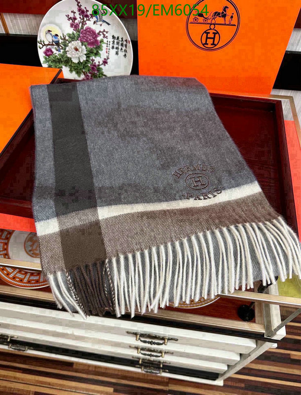 Burberry-Scarf Code: EM6054 $: 85USD