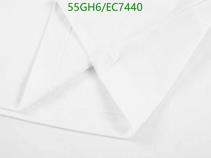 LV-Clothing Code: EC7440 $: 55USD