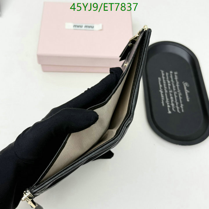 Miu Miu-Wallet-4A Quality Code: ET7837 $: 45USD