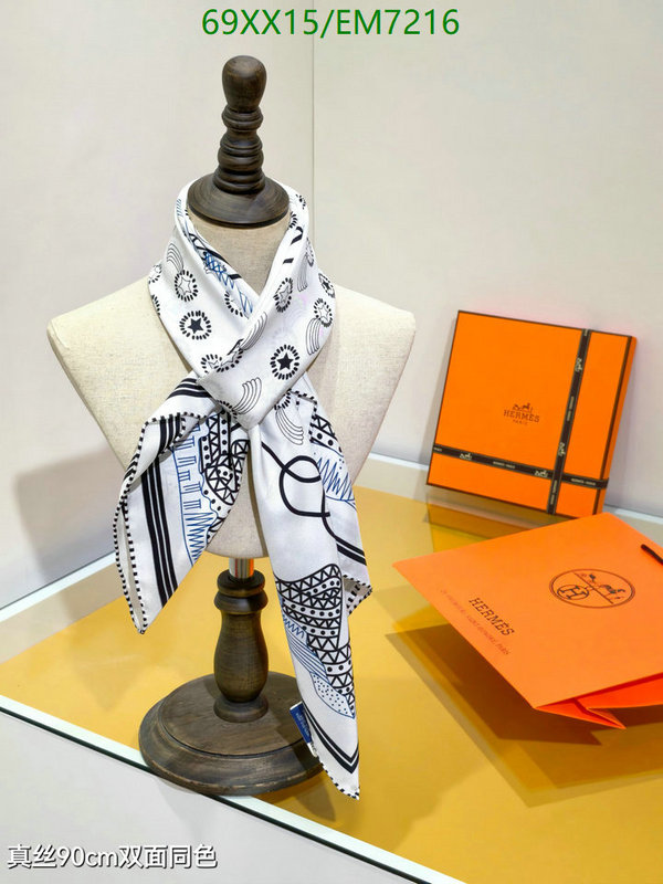 Hermes-Scarf Code: EM7216 $: 69USD