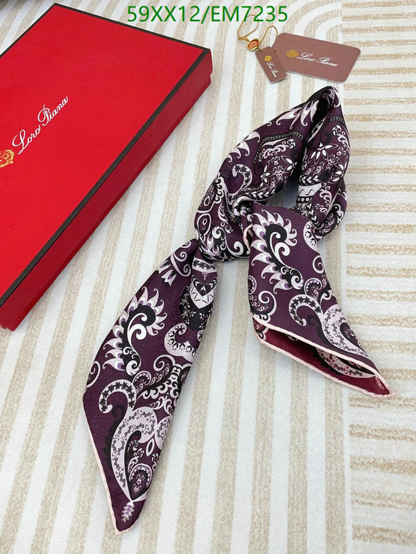 Loro Piana-Scarf Code: EM7235 $: 59USD