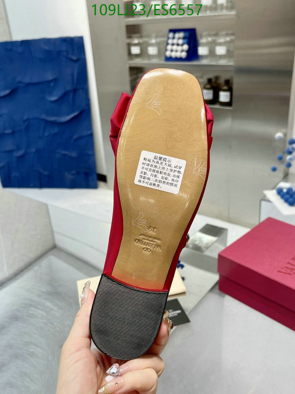 Valentino-Women Shoes Code: ES6557 $: 109USD