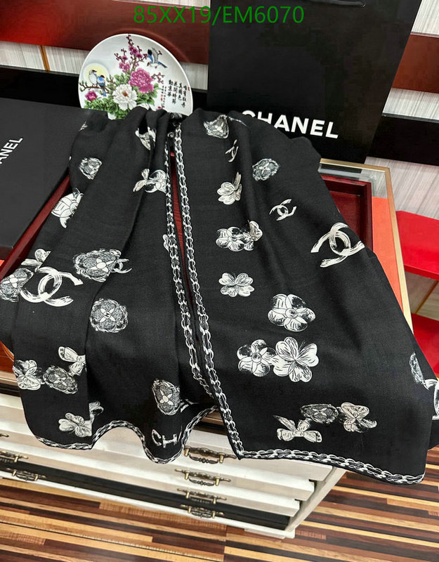 Chanel-Scarf Code: EM6070 $: 85USD