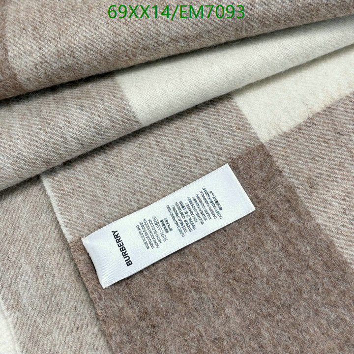 Burberry-Scarf Code: EM7093 $: 69USD