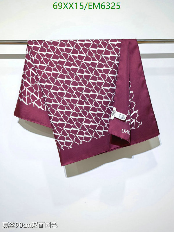 Valentino-Scarf Code: EM6325 $: 69USD