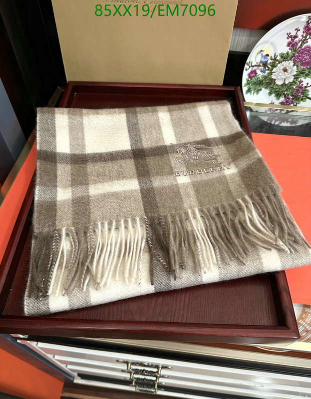 Burberry-Scarf Code: EM7096 $: 85USD