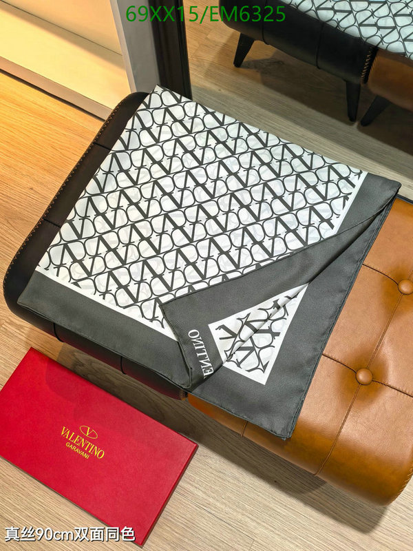 Valentino-Scarf Code: EM6325 $: 69USD