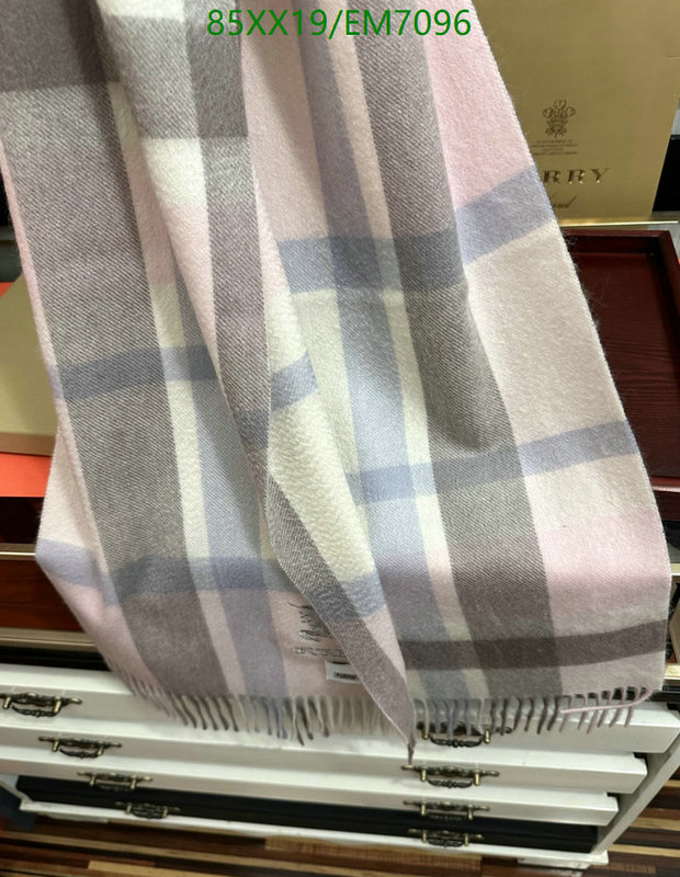 Burberry-Scarf Code: EM7096 $: 85USD