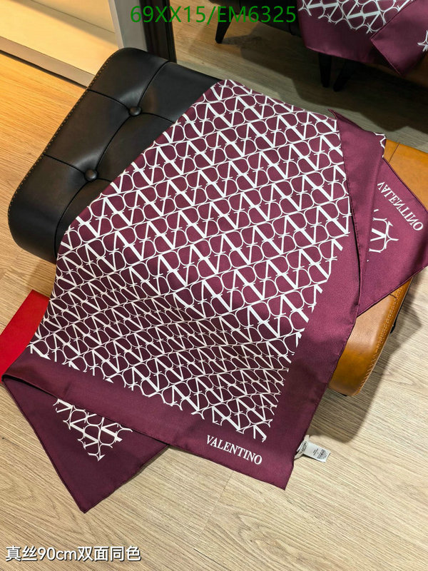 Valentino-Scarf Code: EM6325 $: 69USD