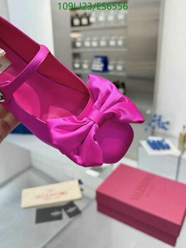 Valentino-Women Shoes Code: ES6556 $: 109USD