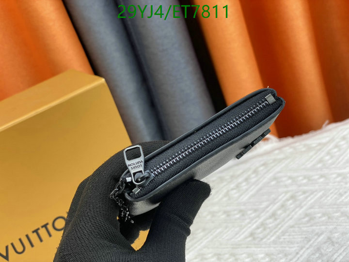 LV-Wallet-4A Quality Code: ET7811 $: 29USD