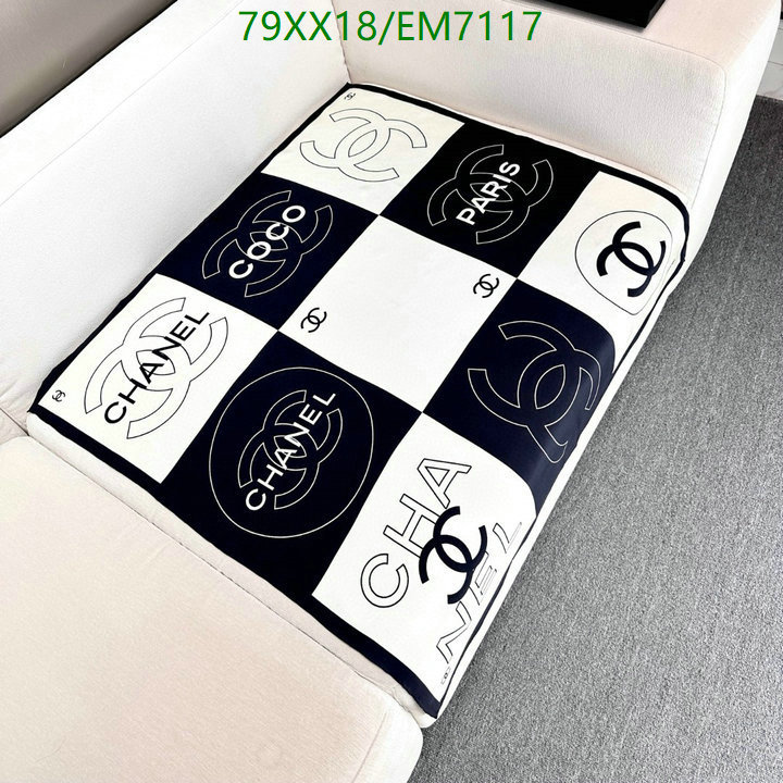 Chanel-Scarf Code: EM7117 $: 79USD