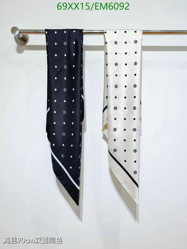 Chanel-Scarf Code: EM6092 $: 69USD