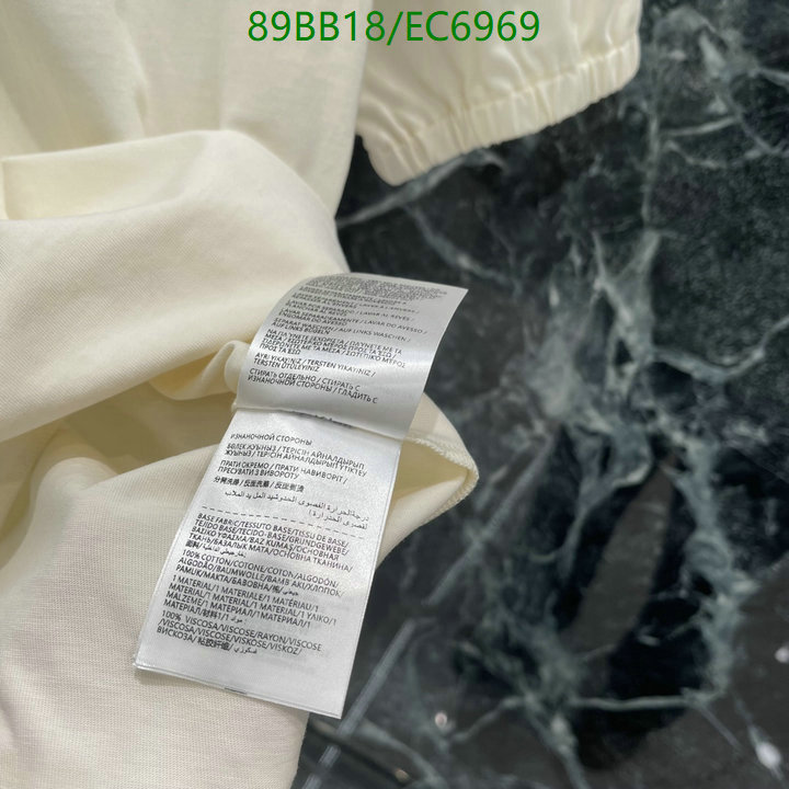 Moncler-Clothing Code: EC6969 $: 89USD