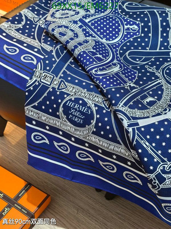 Hermes-Scarf Code: EM6227 $: 69USD