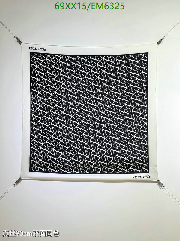 Valentino-Scarf Code: EM6325 $: 69USD