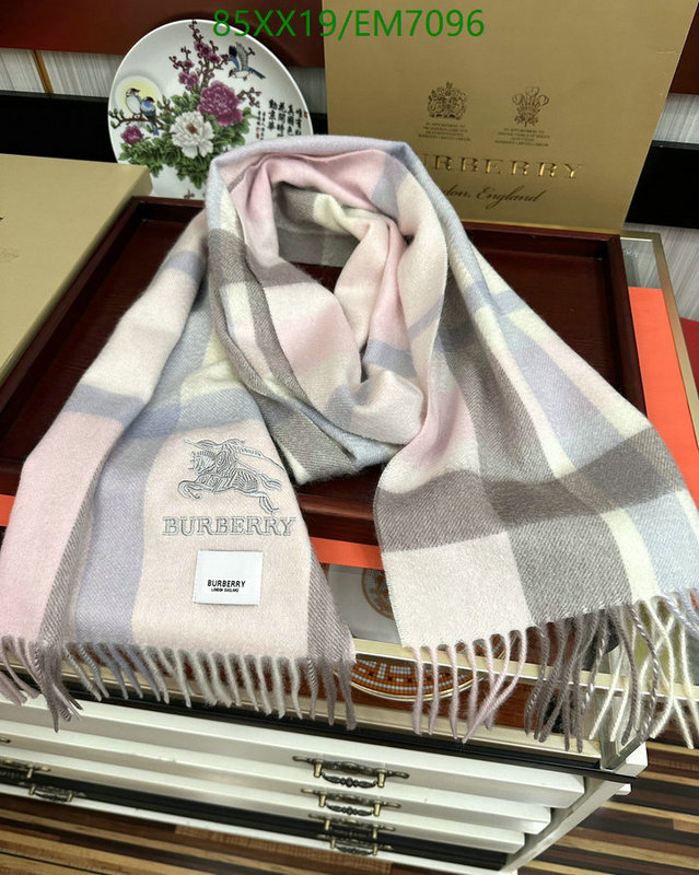 Burberry-Scarf Code: EM7096 $: 85USD