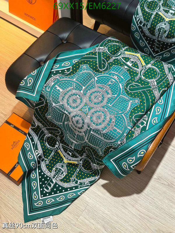 Hermes-Scarf Code: EM6227 $: 69USD