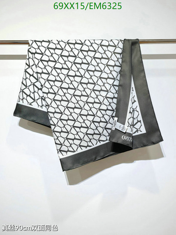 Valentino-Scarf Code: EM6325 $: 69USD