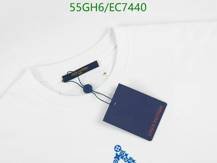 LV-Clothing Code: EC7440 $: 55USD