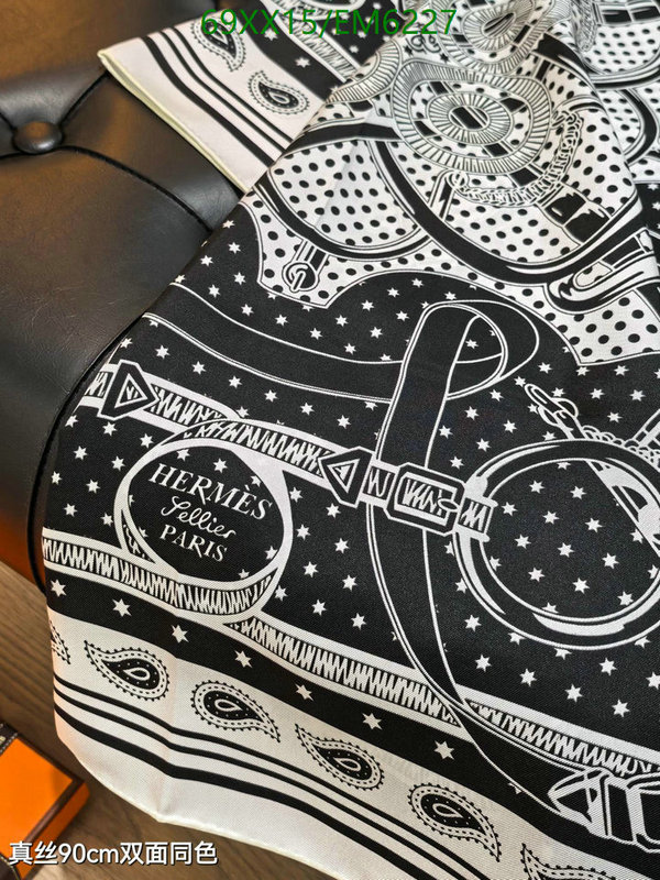 Hermes-Scarf Code: EM6227 $: 69USD