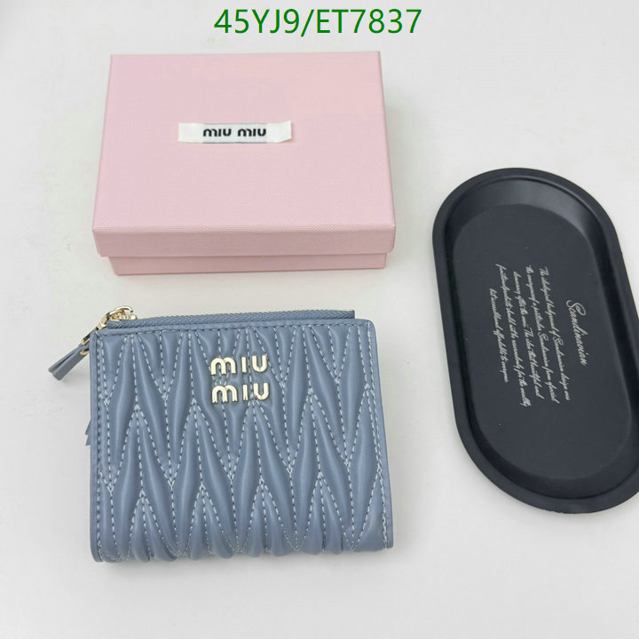 Miu Miu-Wallet-4A Quality Code: ET7837 $: 45USD