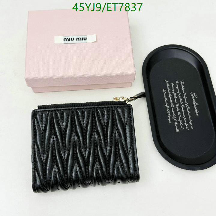 Miu Miu-Wallet-4A Quality Code: ET7837 $: 45USD