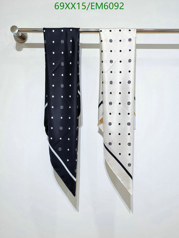 Chanel-Scarf Code: EM6092 $: 69USD