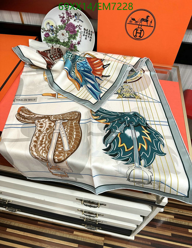 Hermes-Scarf Code: EM7228 $: 69USD
