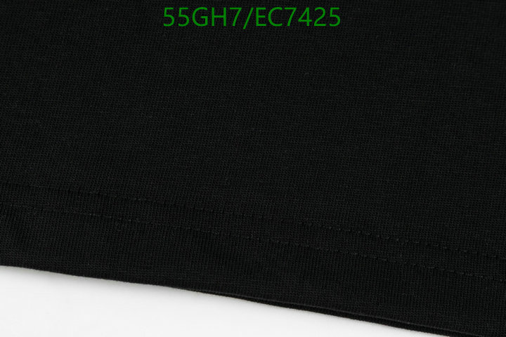 LV-Clothing Code: EC7425 $: 55USD