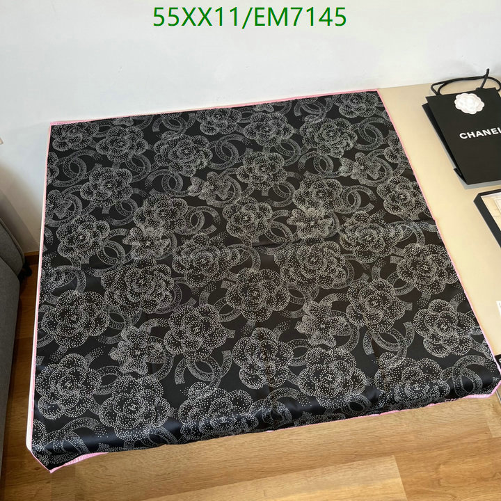 Chanel-Scarf Code: EM7145 $: 55USD