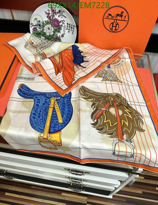 Hermes-Scarf Code: EM7228 $: 69USD
