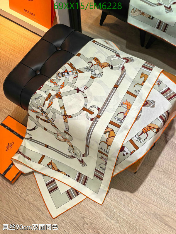 Hermes-Scarf Code: EM6228 $: 69USD