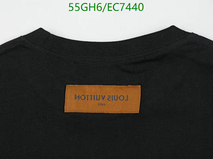 LV-Clothing Code: EC7440 $: 55USD