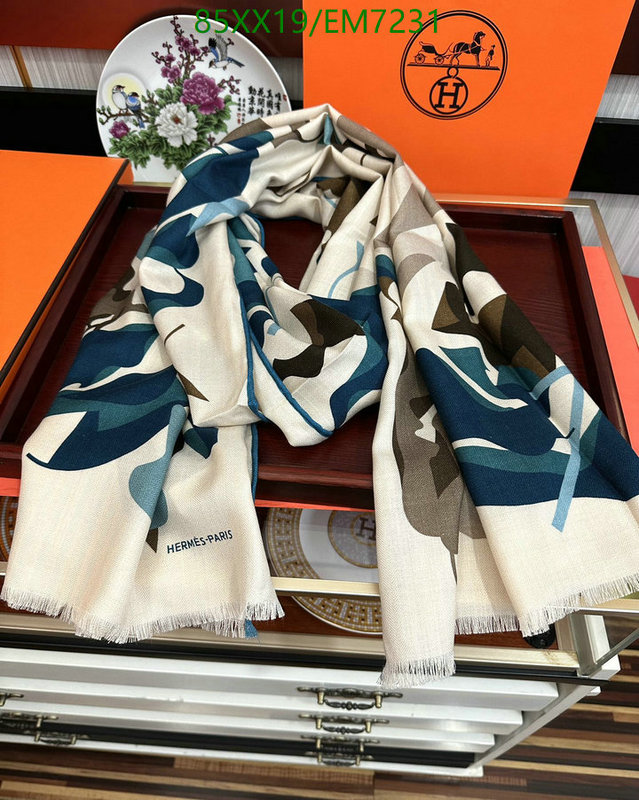 Hermes-Scarf Code: EM7231 $: 85USD