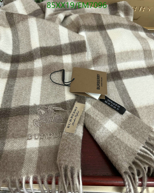 Burberry-Scarf Code: EM7096 $: 85USD