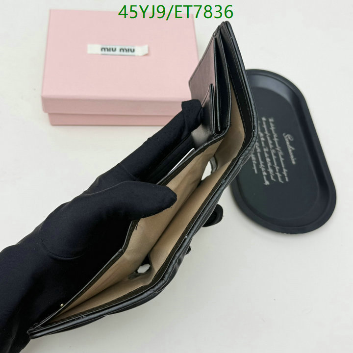 Miu Miu-Wallet-4A Quality Code: ET7836 $: 45USD