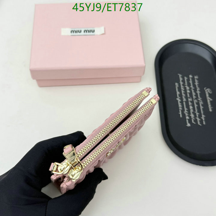 Miu Miu-Wallet-4A Quality Code: ET7837 $: 45USD