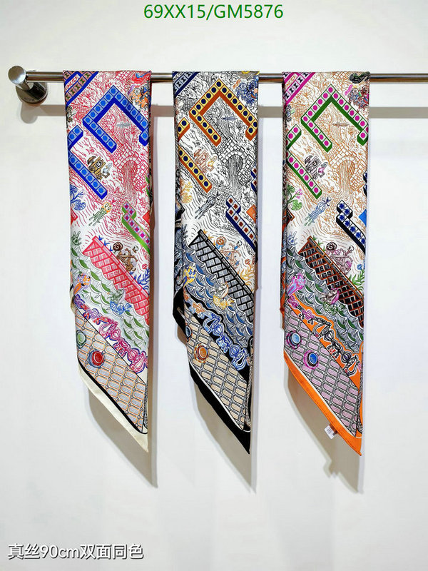 Hermes-Scarf Code: GM5876 $: 69USD