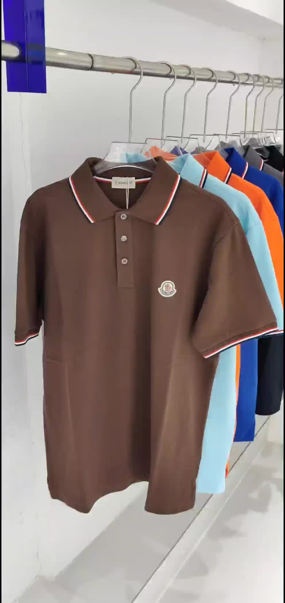 Moncler-Clothing Code: EC3731 $: 75USD