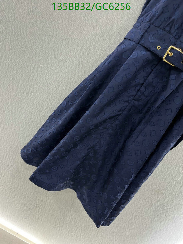 LV-Clothing Code: GC6256 $: 135USD
