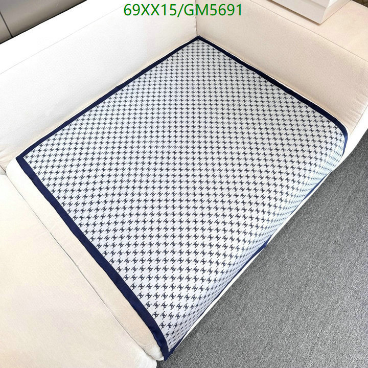 Celine-Scarf Code: GM5691 $: 69USD