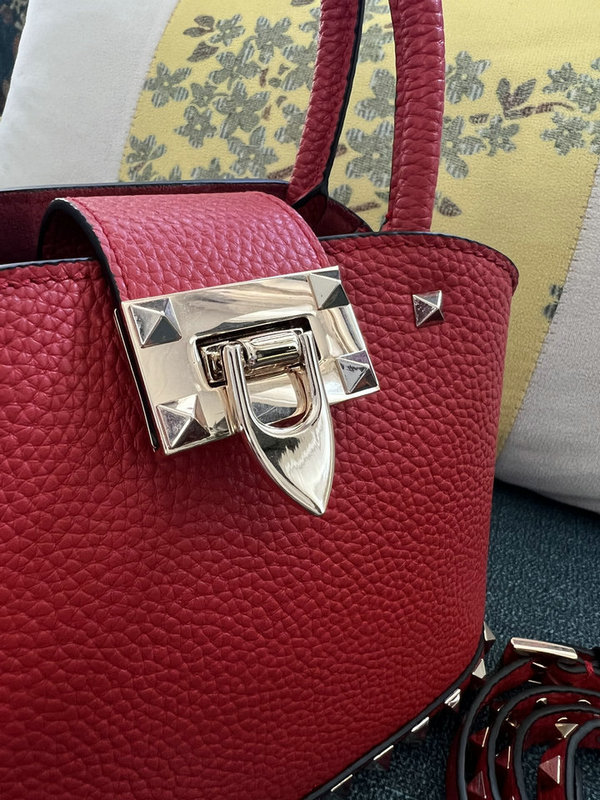 Valentino-Bag-Mirror Quality Code: GB5237 $: 265USD