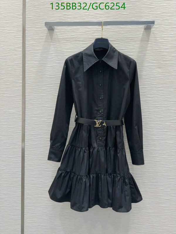 LV-Clothing Code: GC6254 $: 135USD